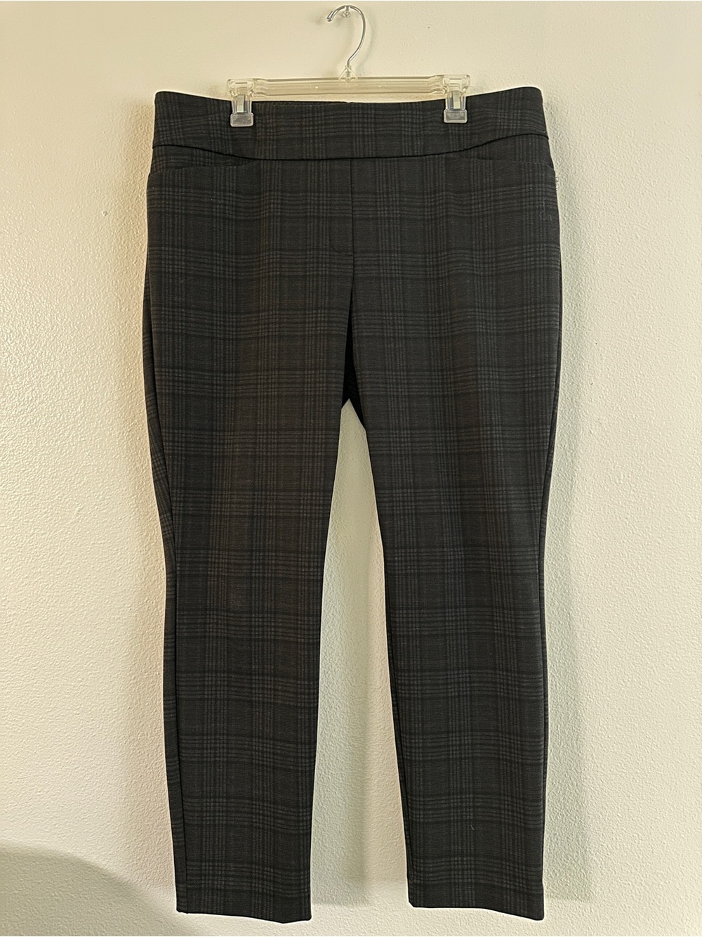 Dalia Women’s XL Classic Gray Plaid Ponte Skinny Pants